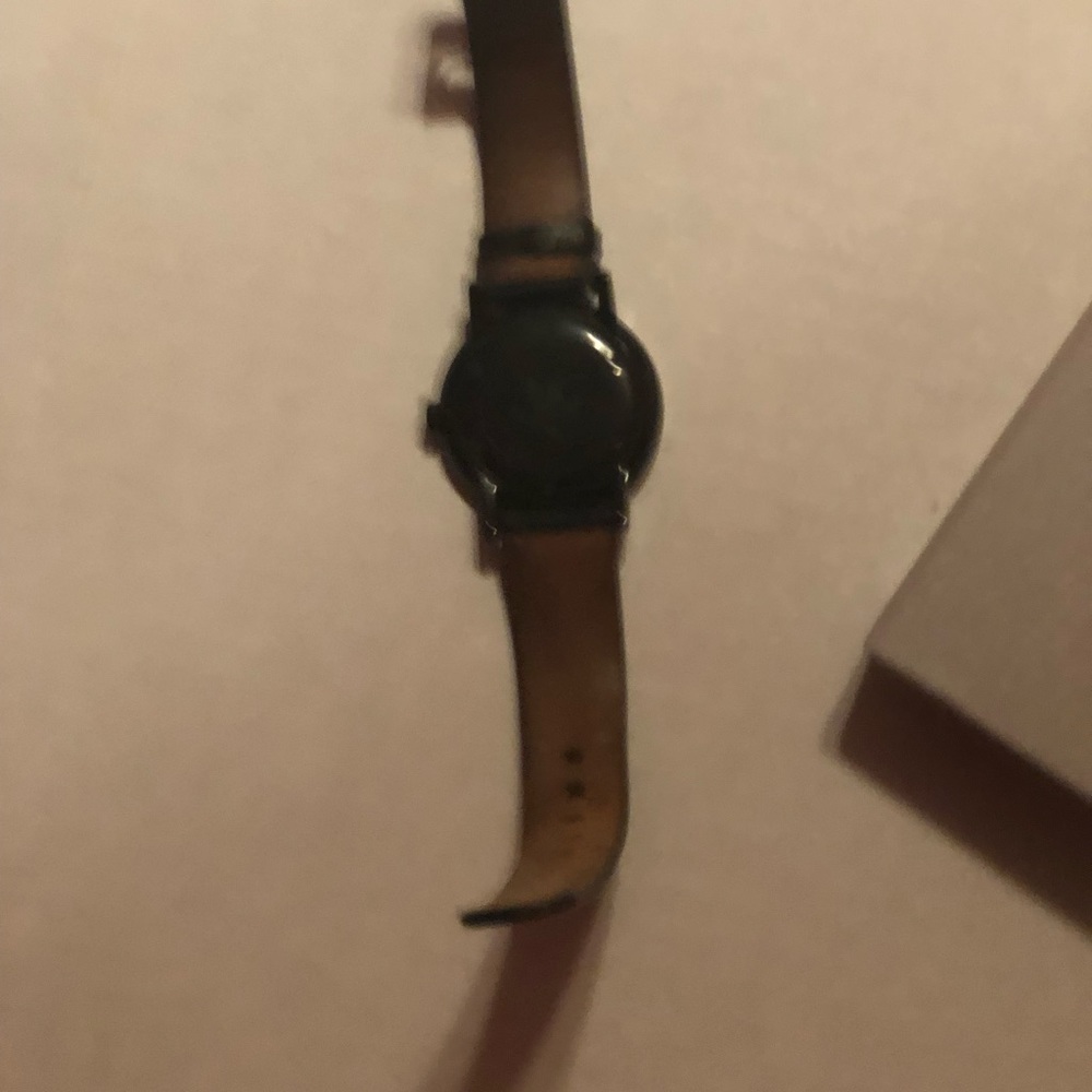 Watch - Picture 3 of 6